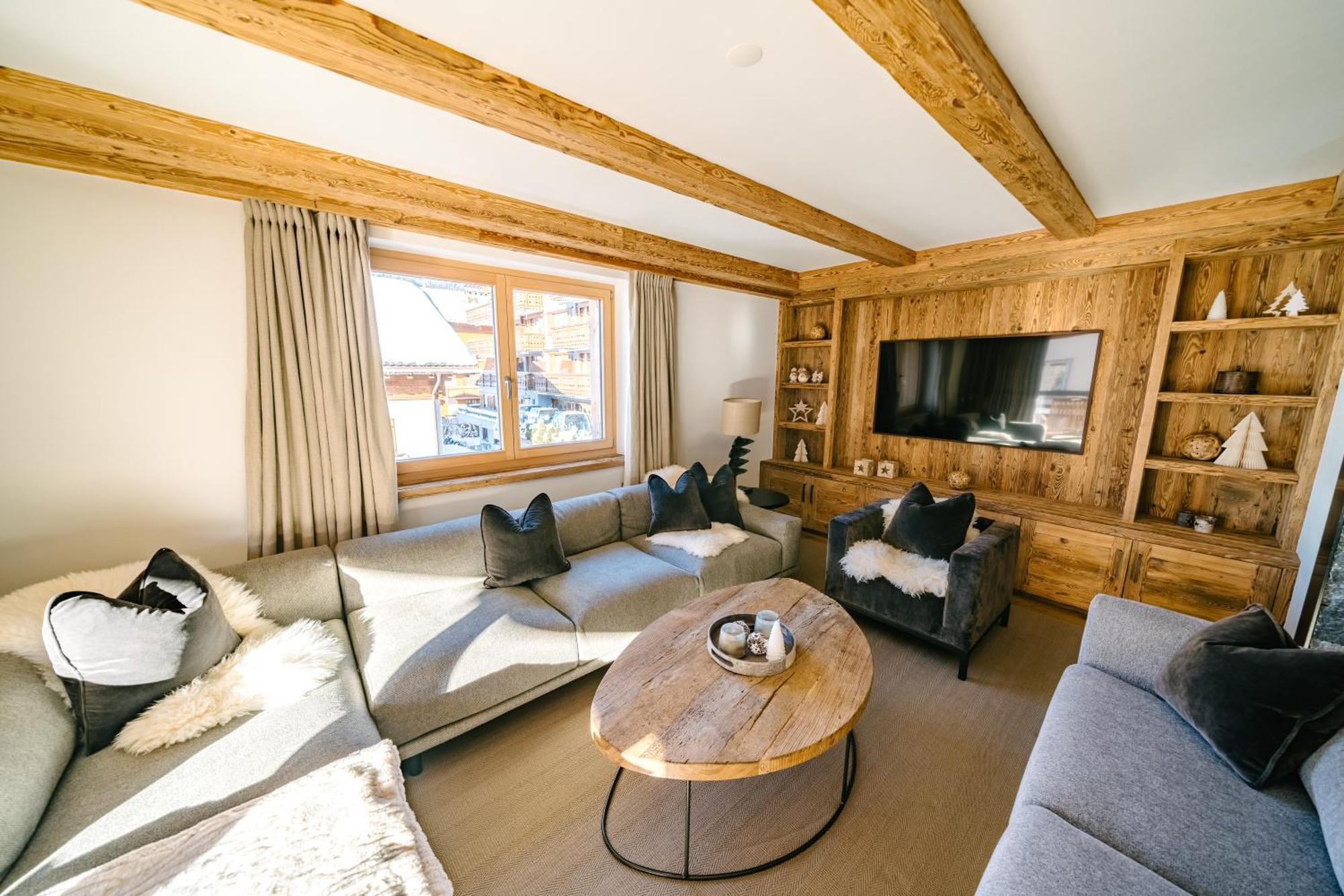 Seven Alpina Boutique Hotel クロスタース エクステリア 写真