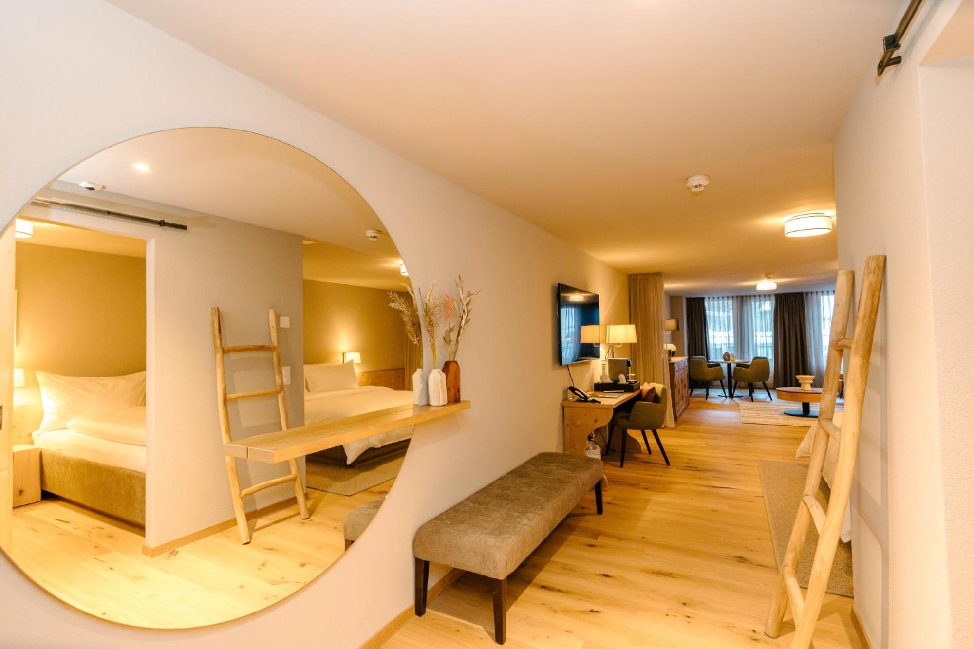 Seven Alpina Boutique Hotel クロスタース エクステリア 写真