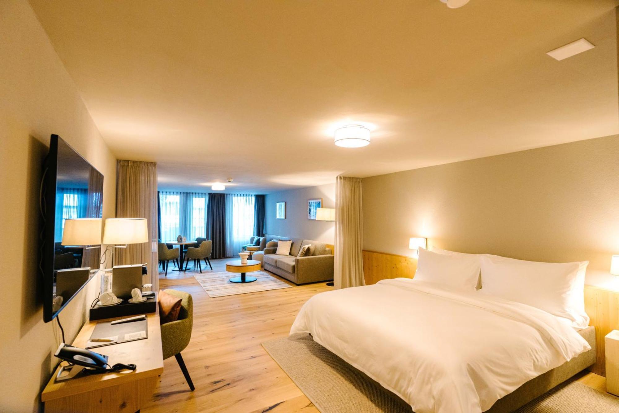 Seven Alpina Boutique Hotel クロスタース エクステリア 写真