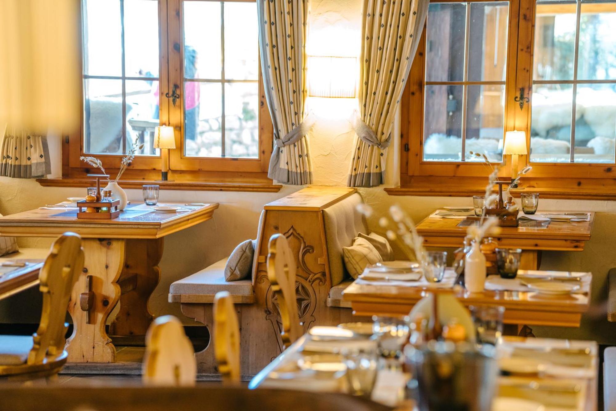 Seven Alpina Boutique Hotel クロスタース エクステリア 写真