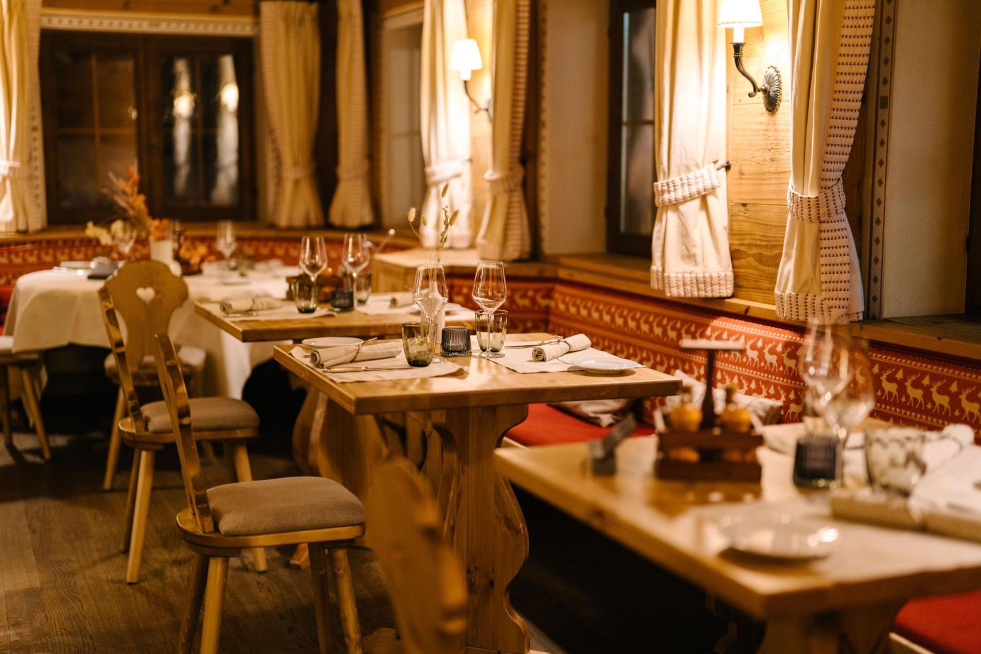 Seven Alpina Boutique Hotel クロスタース エクステリア 写真