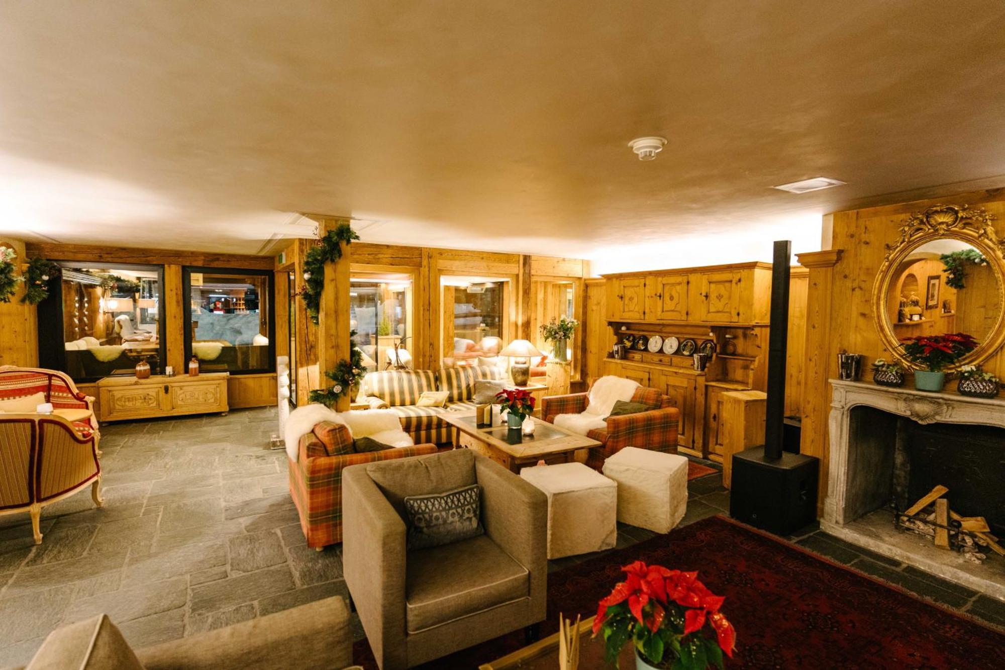 Seven Alpina Boutique Hotel クロスタース エクステリア 写真